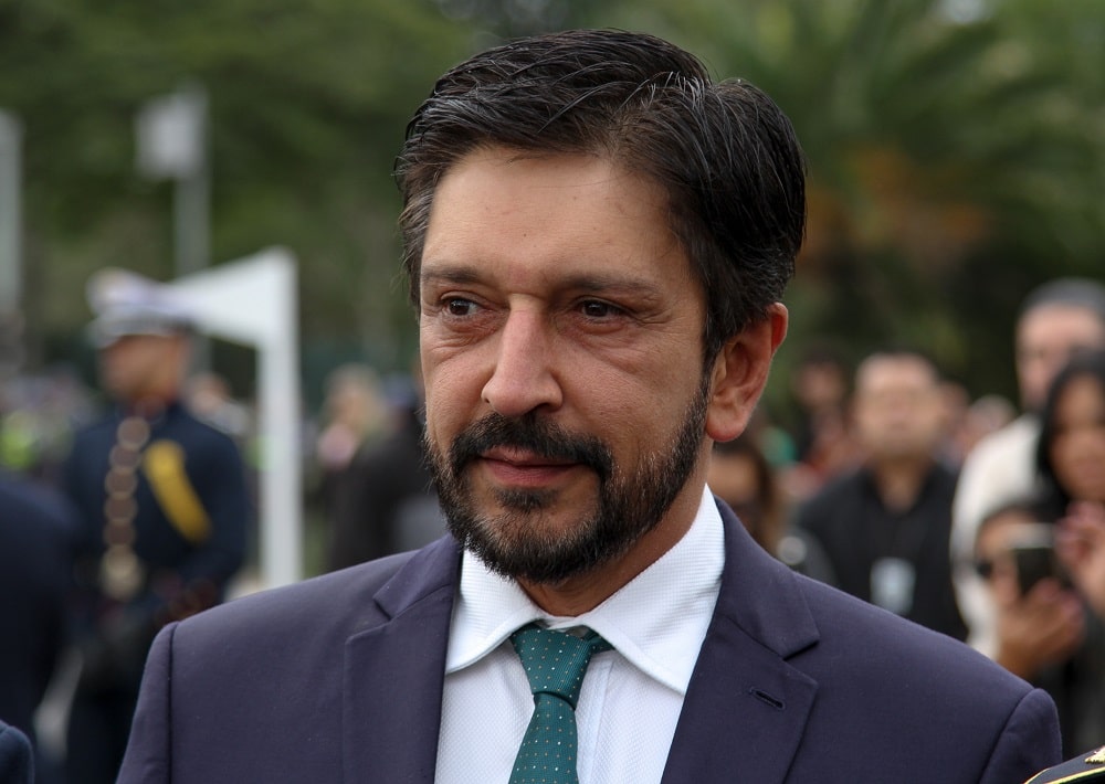 PEC da Blindagem: Os Segredos Escandalosos dos Parlamentares Revelados!