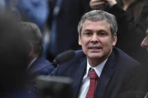RUBICÃO ATRAVESSADO! Lindbergh EXPLODE contra Tarcísio: 'Ele defende Bolsonaro, não o povo!'