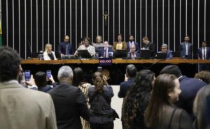 URGENTE! Câmara Libera Anistia Incrível para Condenados do 8 de Janeiro!