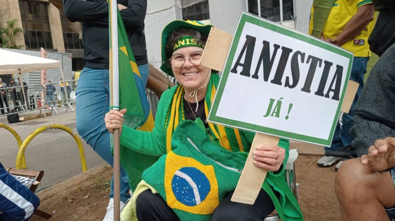URGENTE: Gleisi Abre Debate Sobre Redução de Penas do 8/1! Anistia Fica de Fora!