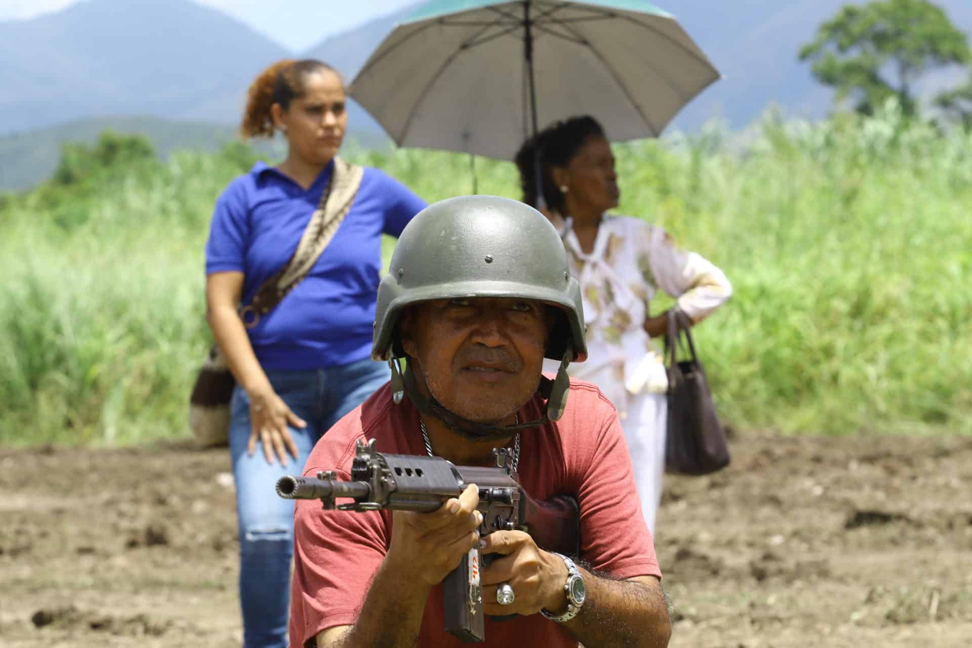 Venezuela Mobiliza Civis para Confronto Épico com os EUA!