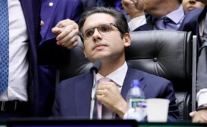 Vitória Surpreendente: PEC das Prerrogativas é Aprovada na Câmara em Debate Acirrado!