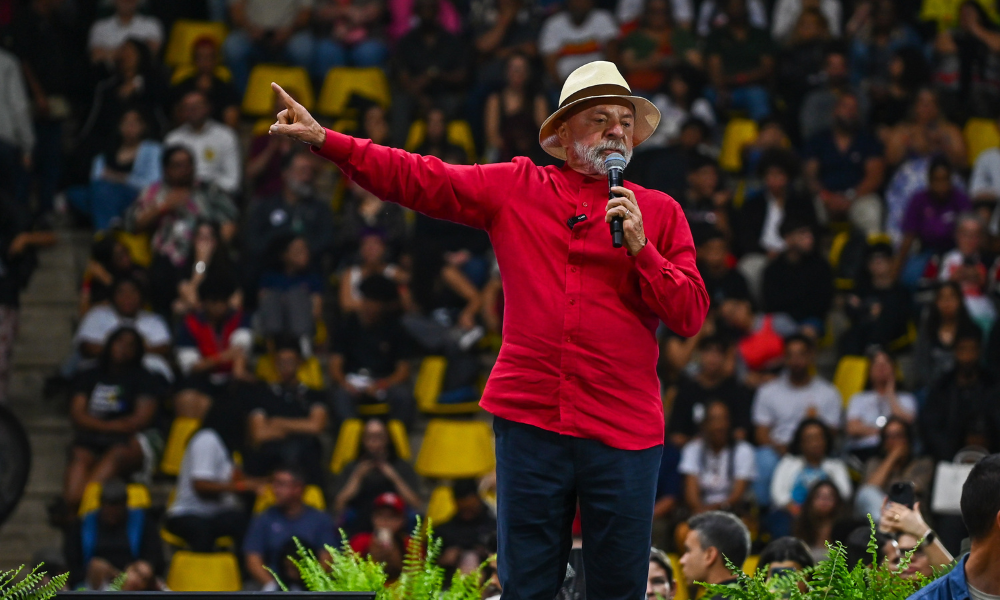 Lula Lança Bomba: Universalização do Pé-de-Meia em Debate!