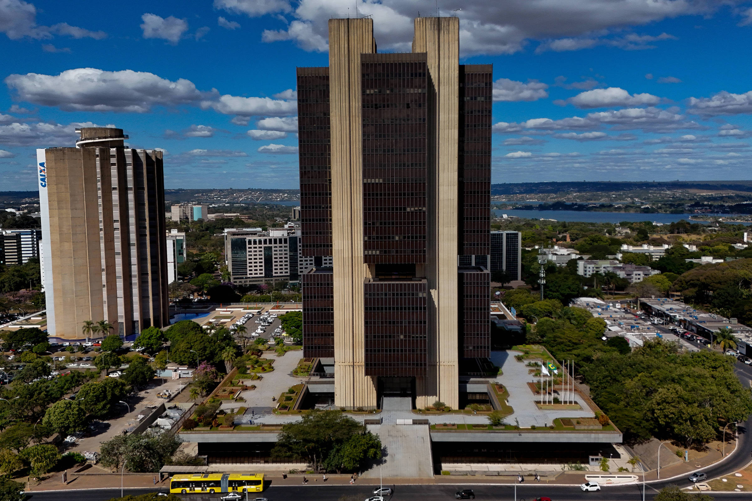 OPERAÇÃO PENTE-FINO! PF e BC declaram guerra a fortunas escondidas em fundos.